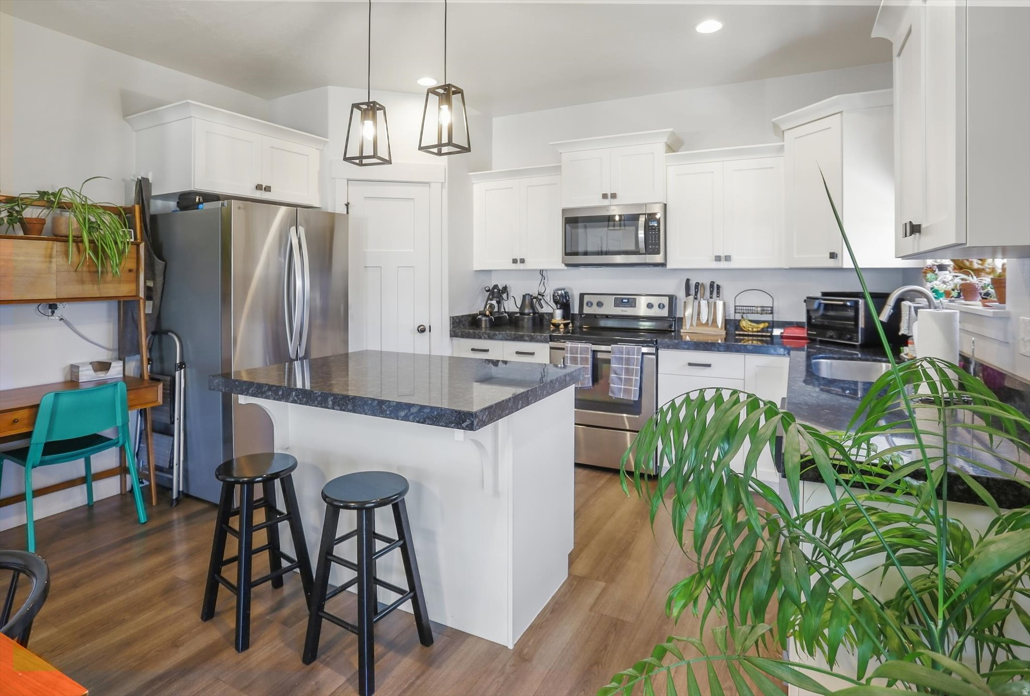 RIDGE - Residential