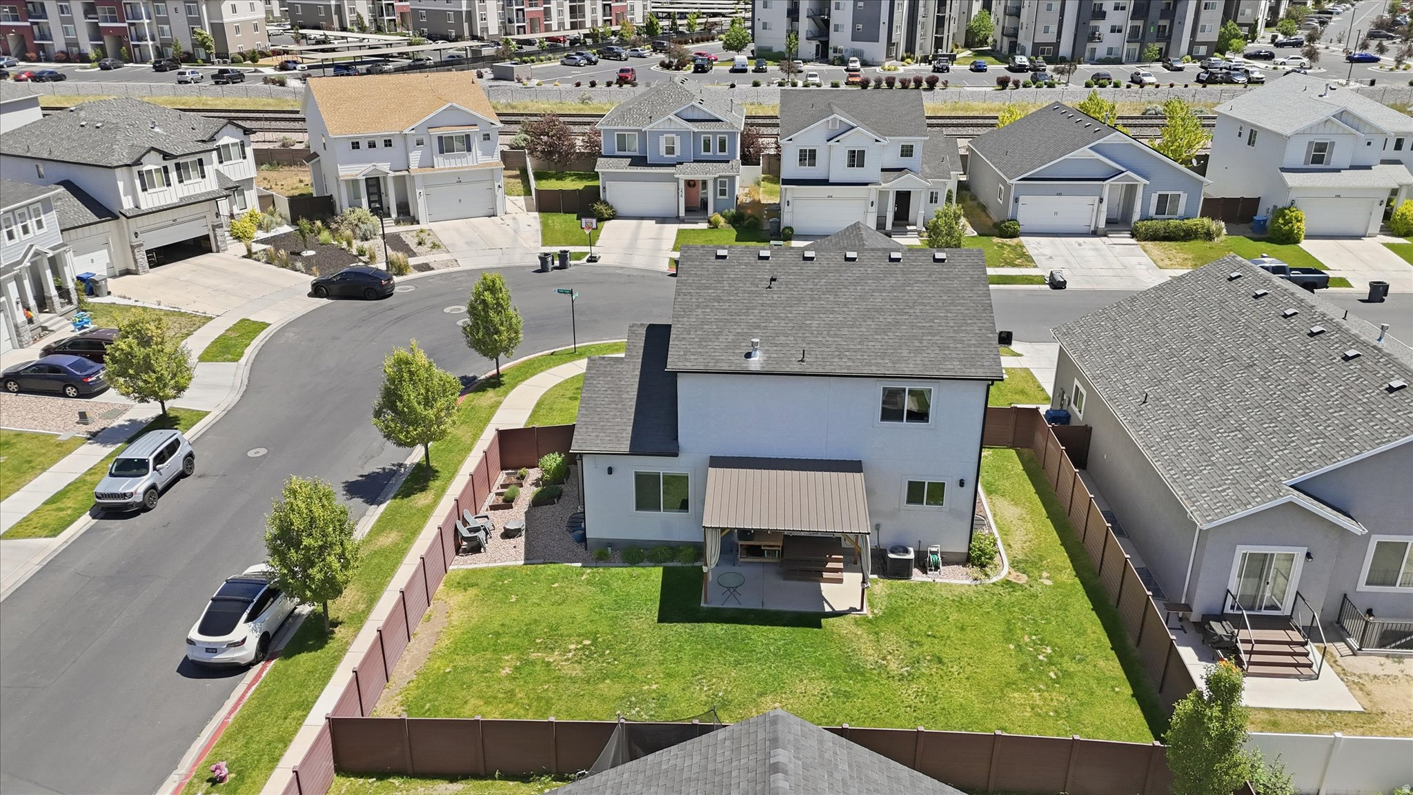 RIDGE - Residential