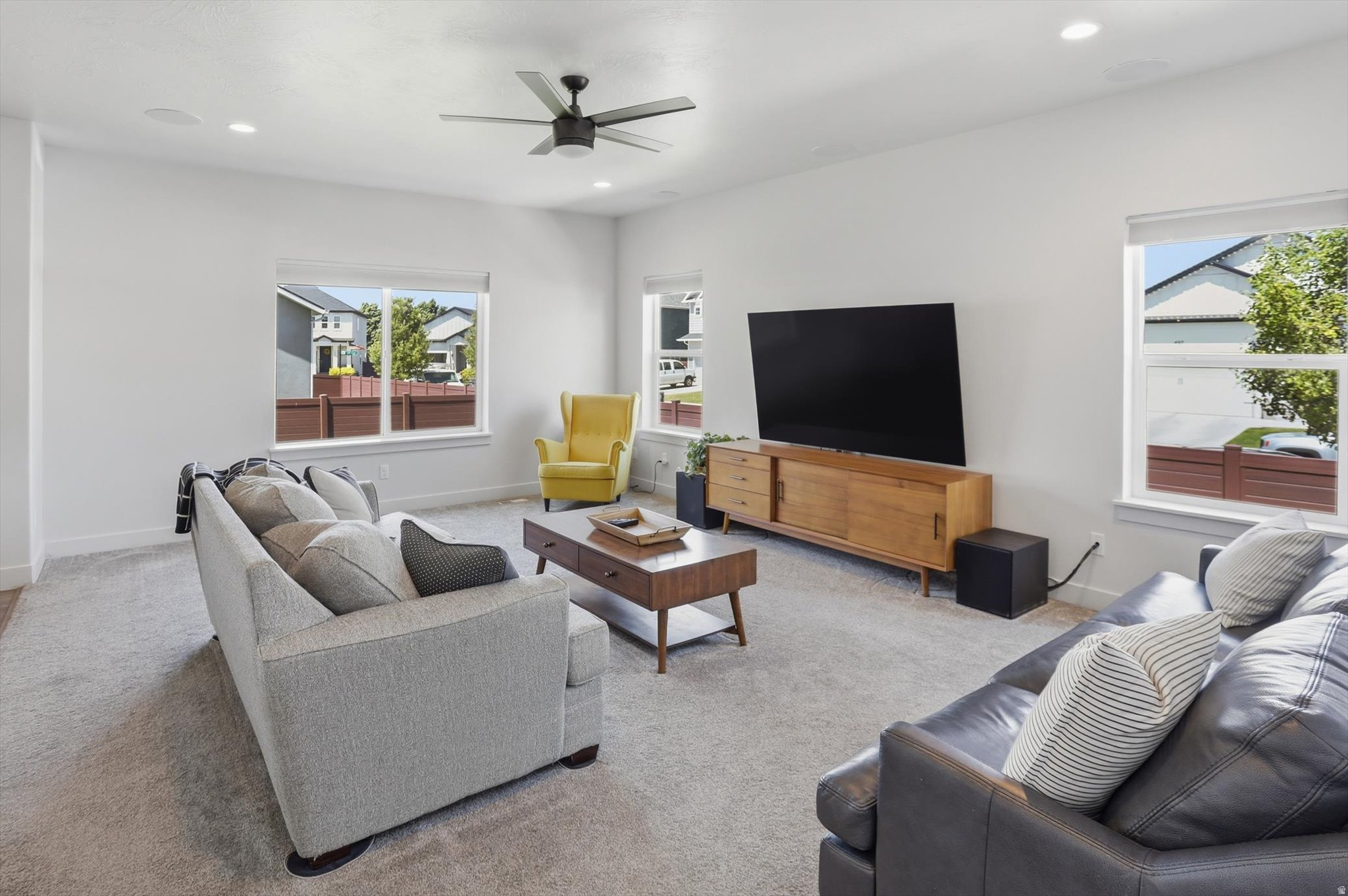 RIDGE - Residential