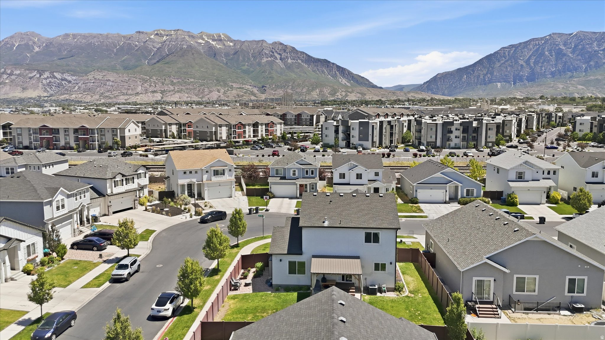 RIDGE - Residential