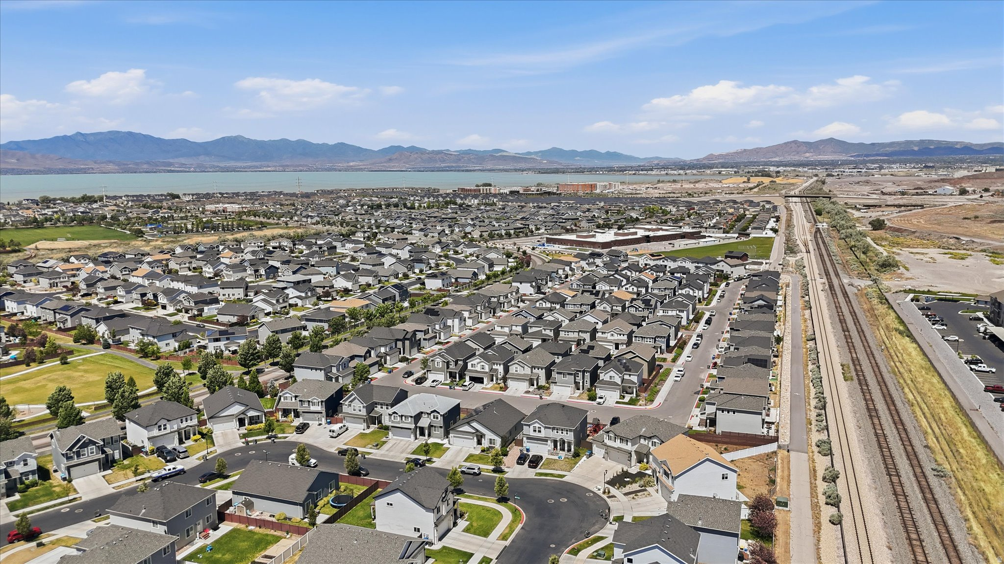 RIDGE - Residential