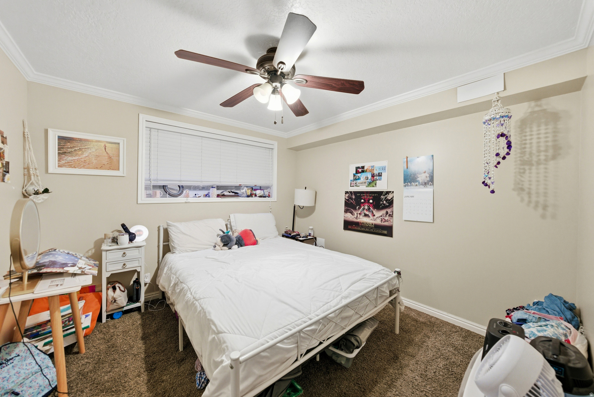 HAMPTON COURT - Residential