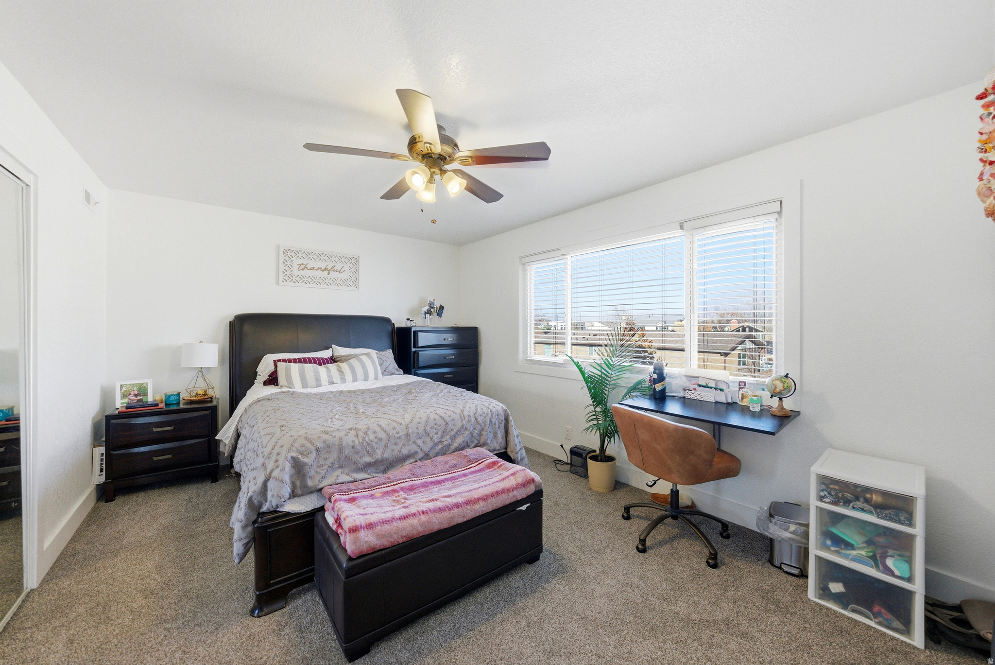 HAMPTON COURT - Residential