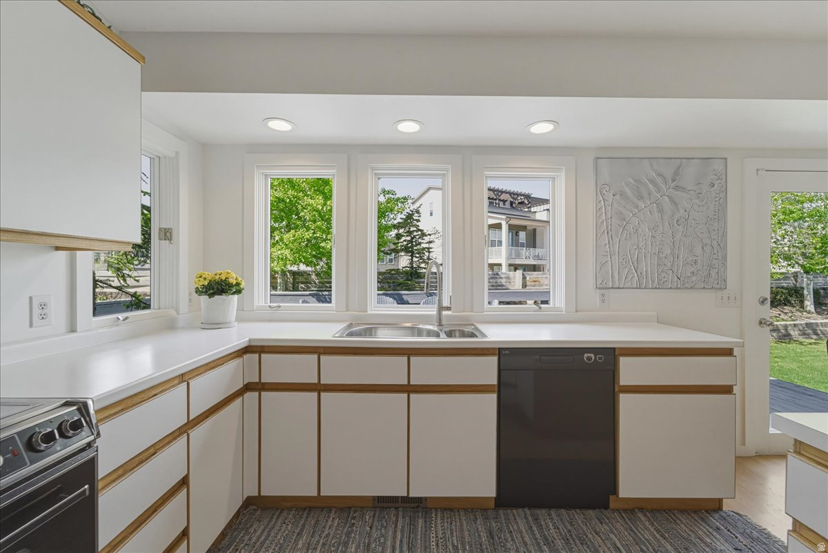 ASPEN HEIGHTS - Residential