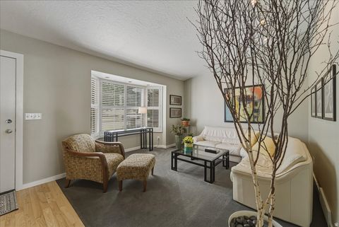 Tiny photo for 740 W QUAKING ASPEN DR S, Murray, UT 84123 (MLS # 2153184)