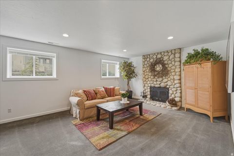 Tiny photo for 740 W QUAKING ASPEN DR S, Murray, UT 84123 (MLS # 2153184)