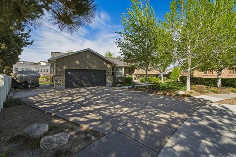 Tiny photo for 740 W QUAKING ASPEN DR S, Murray, UT 84123 (MLS # 2153184)