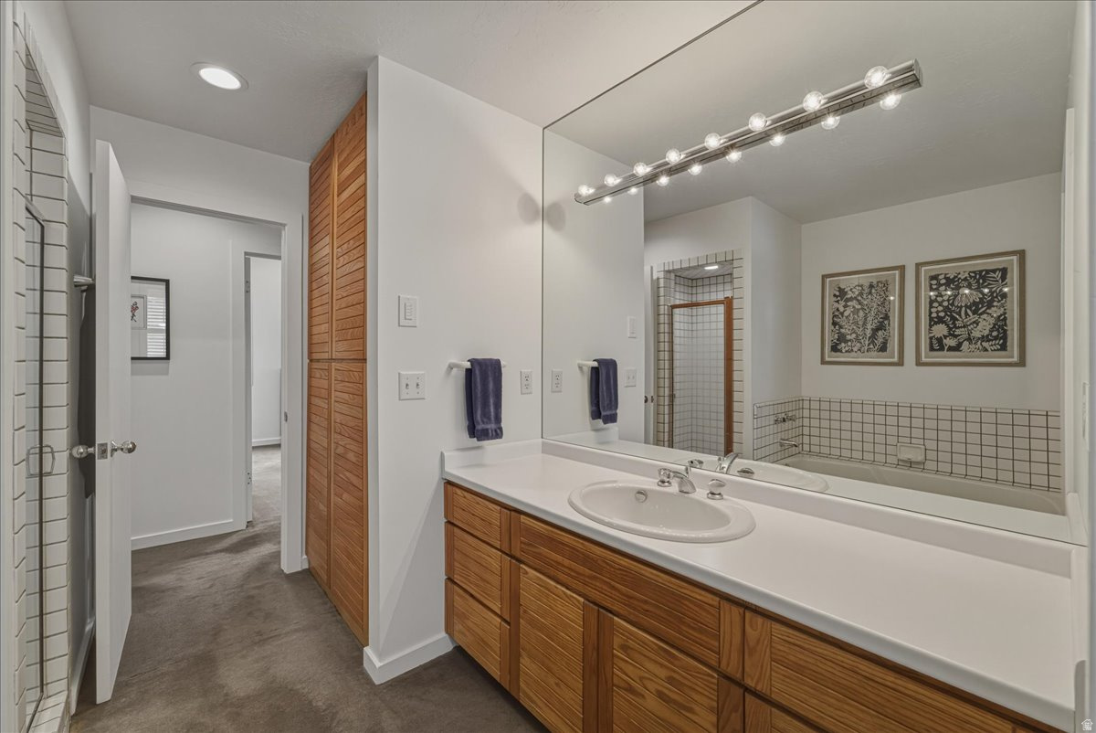 ASPEN HEIGHTS - Residential