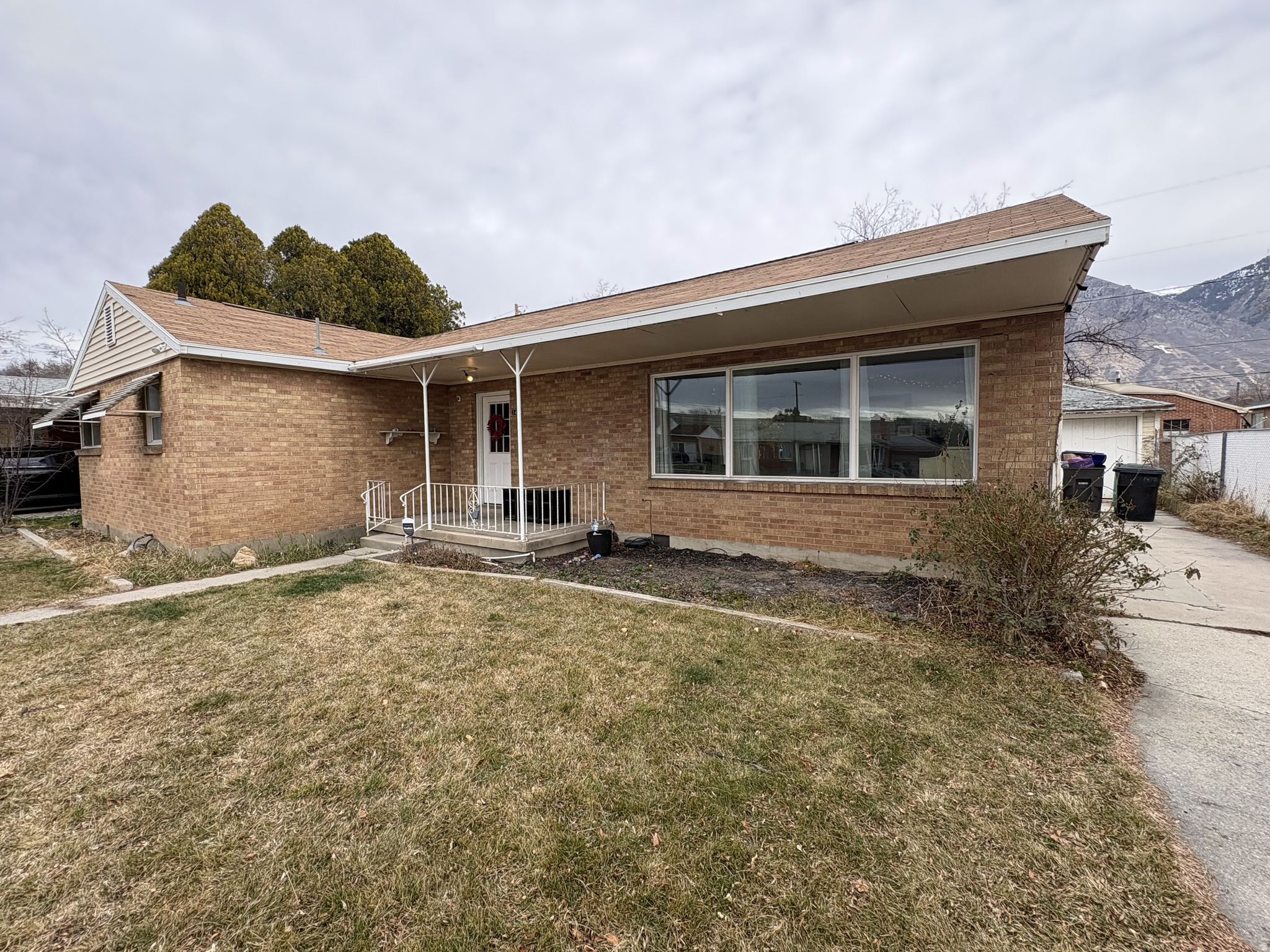 NORTH UNIVERSITY - Residential