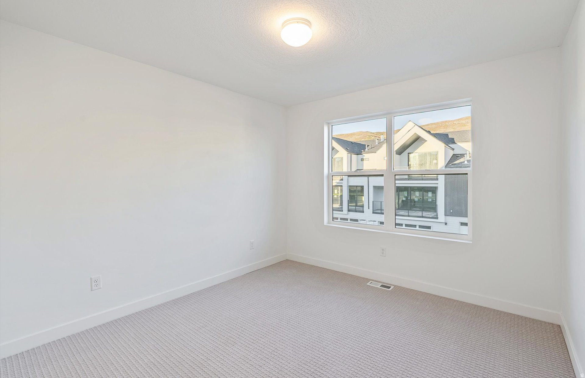 DEEP CREEK AT JORDANELLE RIDGE - Residential