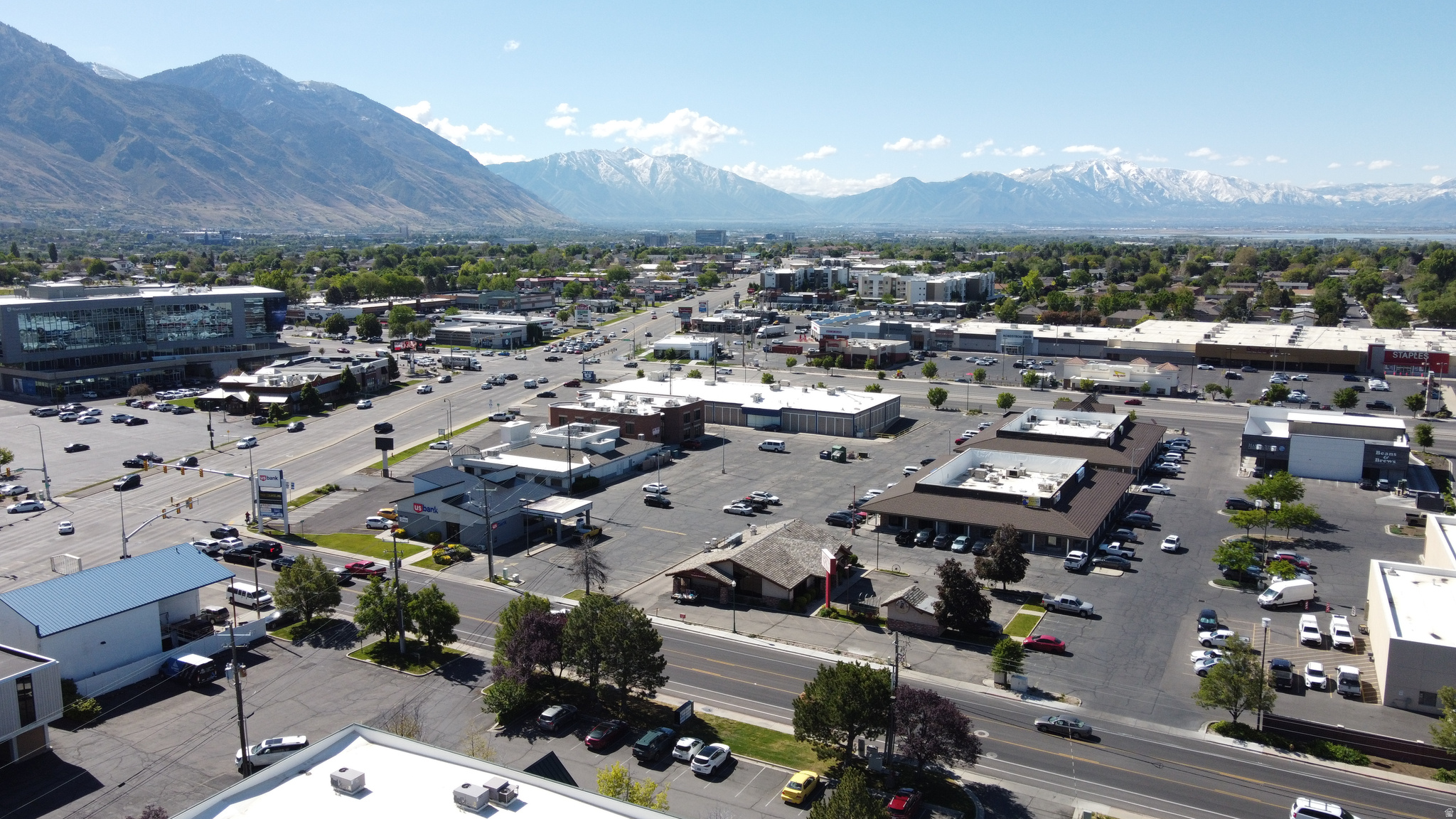 CARILLON SQUARE - Commercial Sale