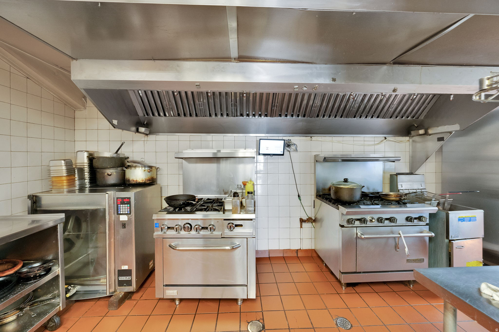 CARILLON SQUARE - Commercial Sale