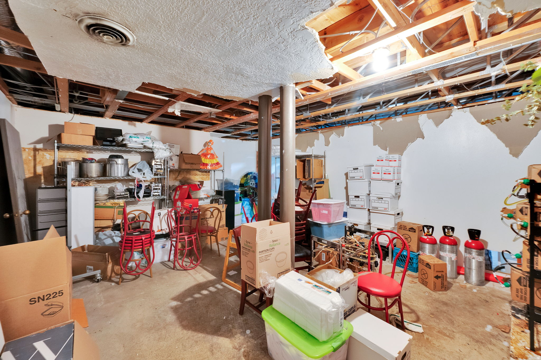 CARILLON SQUARE - Commercial Sale
