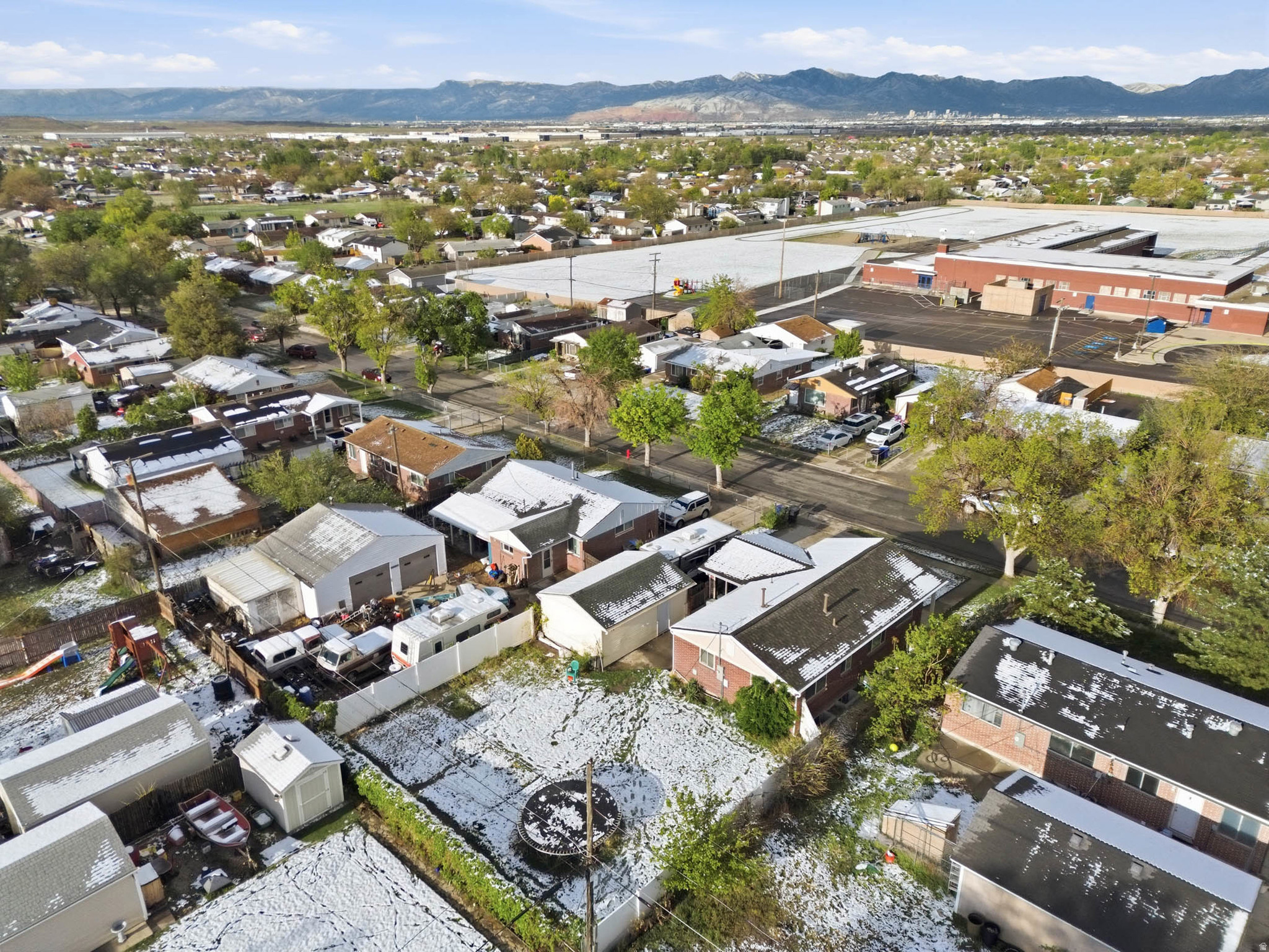 LAKE RIDGE - Residential