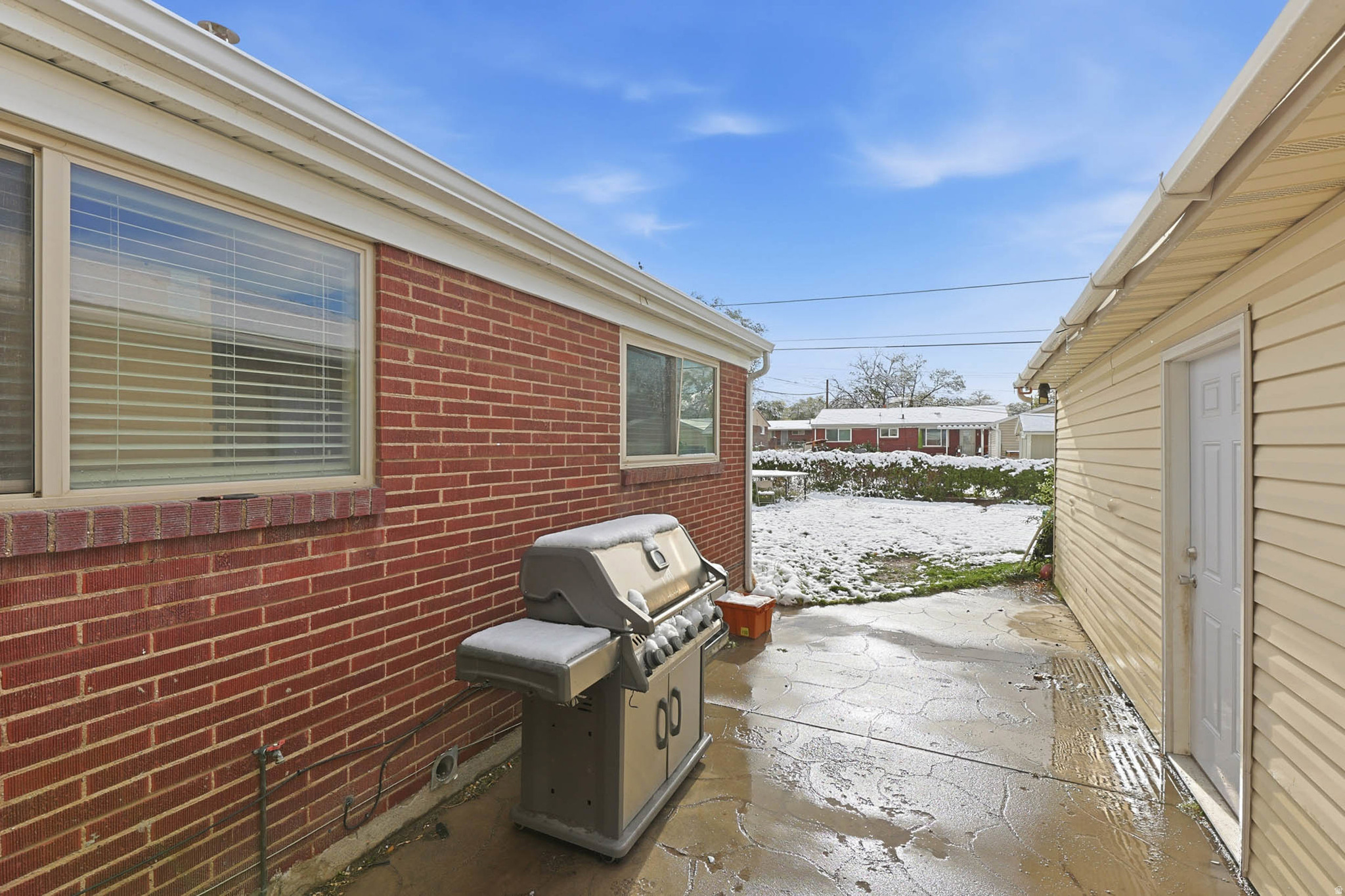 LAKE RIDGE - Residential