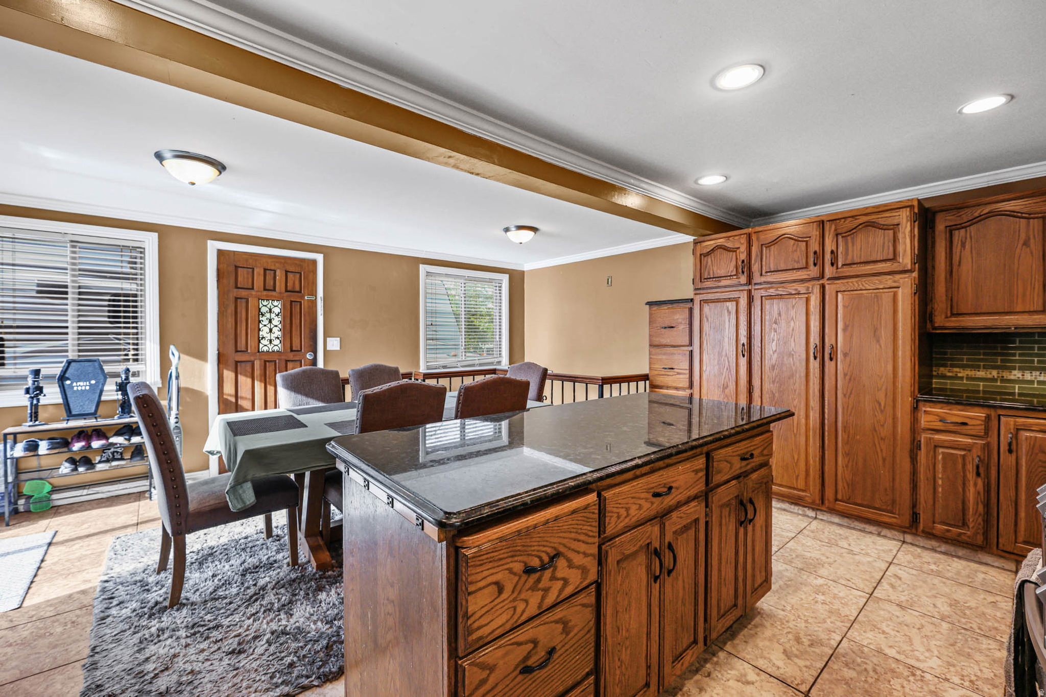 LAKE RIDGE - Residential