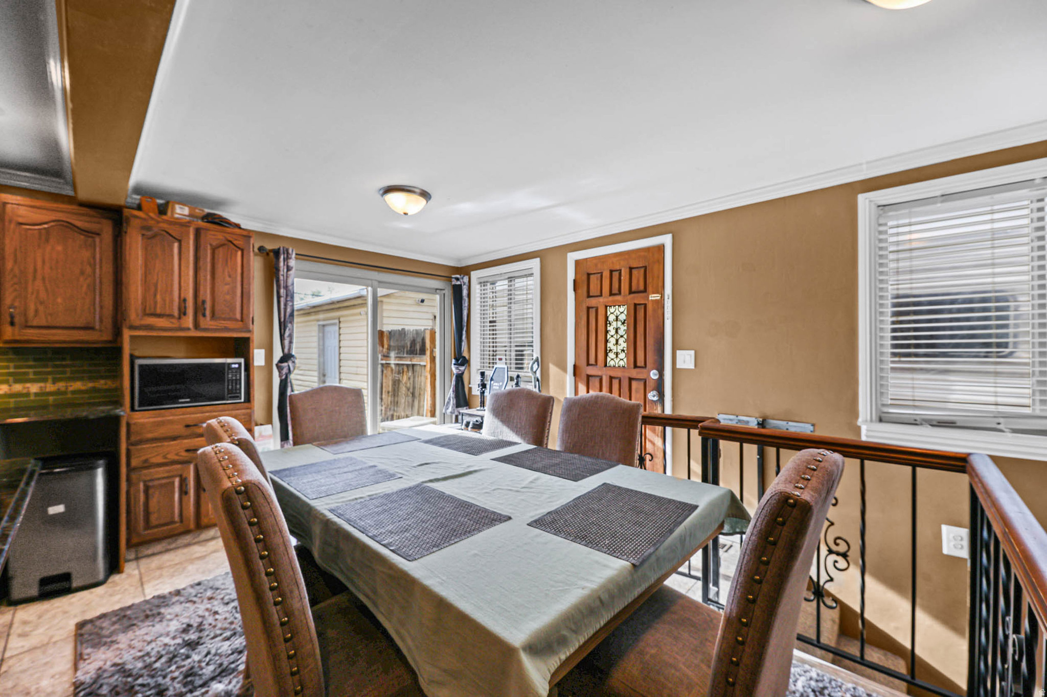 LAKE RIDGE - Residential