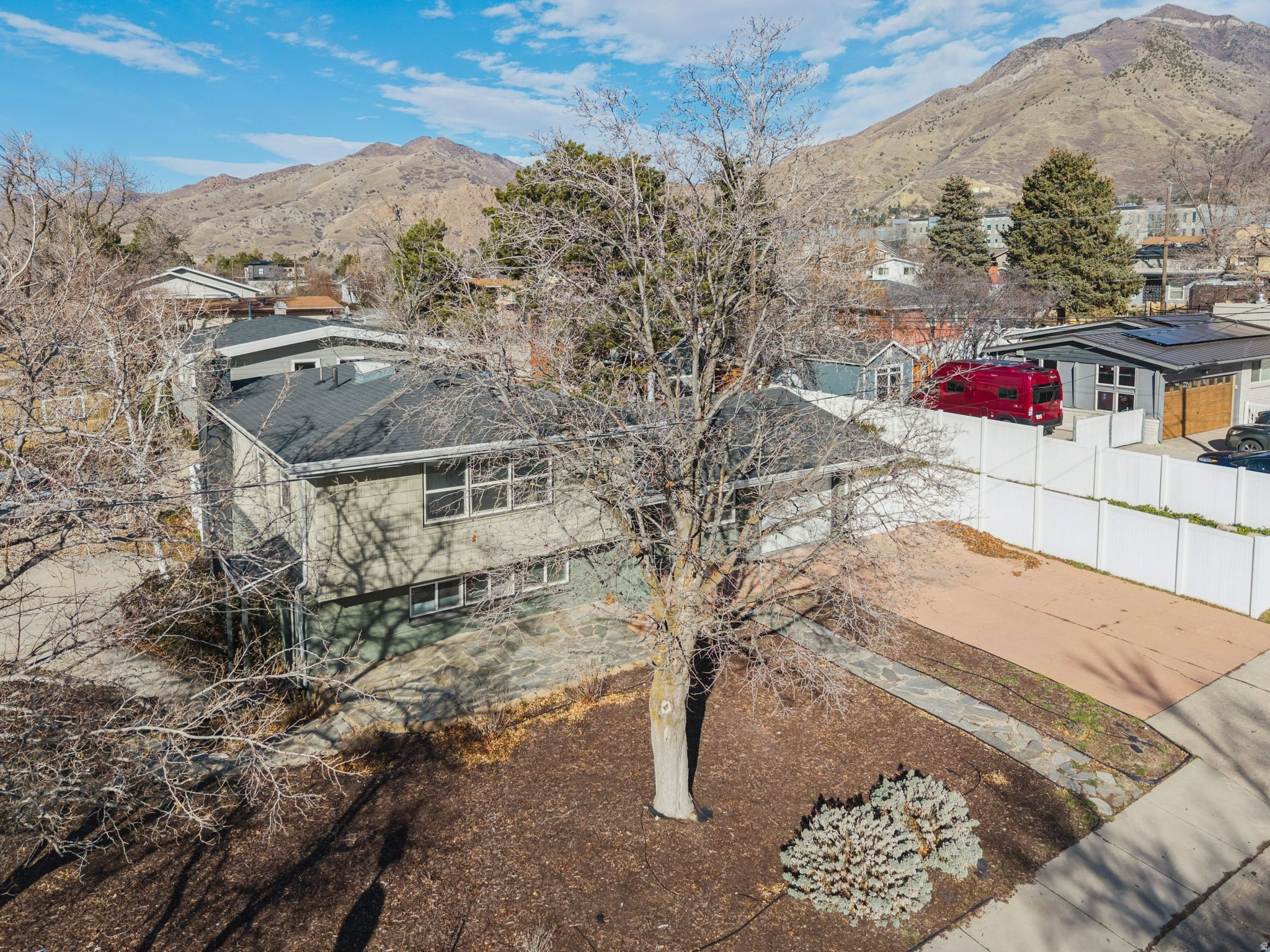 HEATHER HEIGHTS - Residential