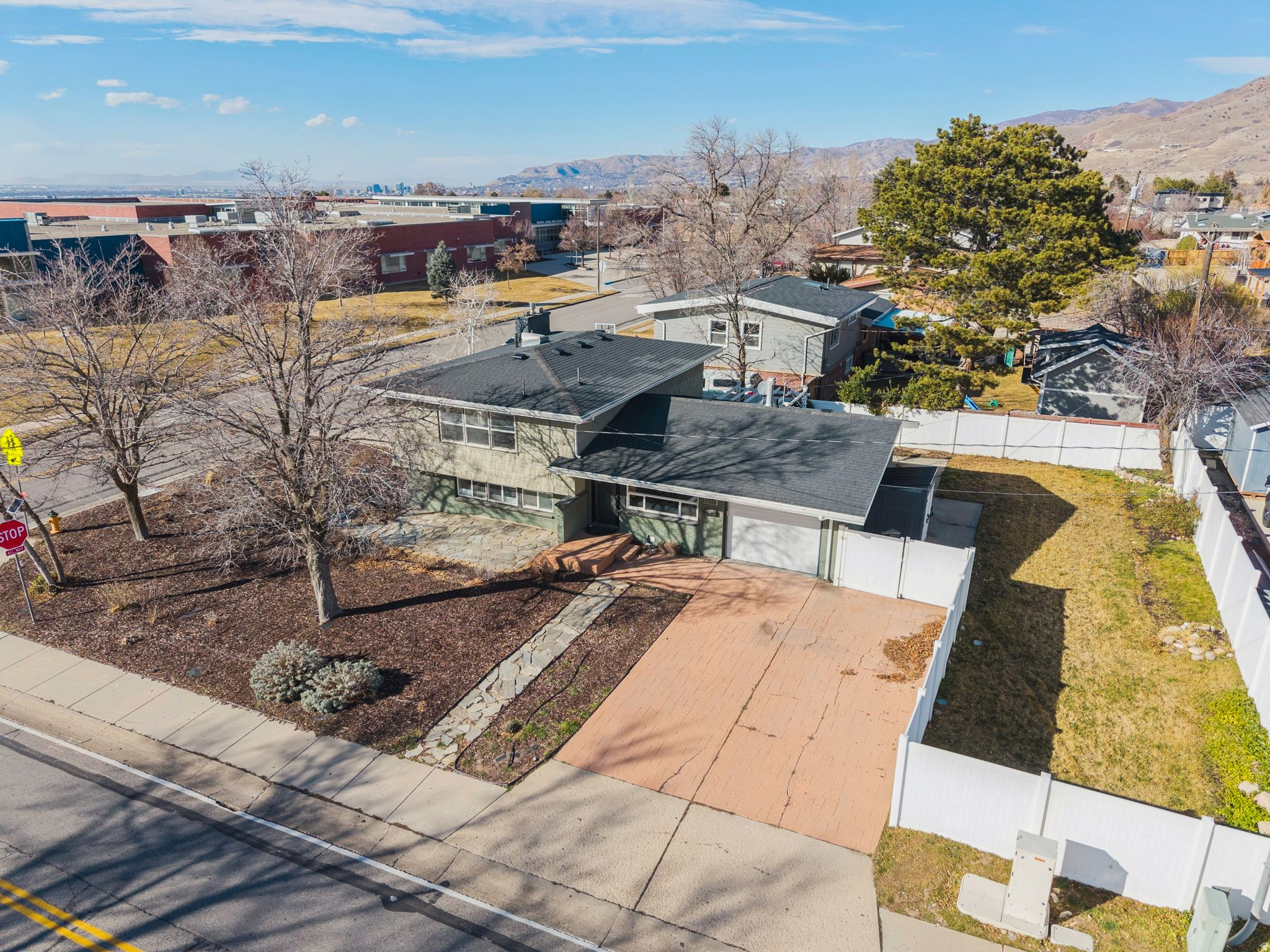 HEATHER HEIGHTS - Residential