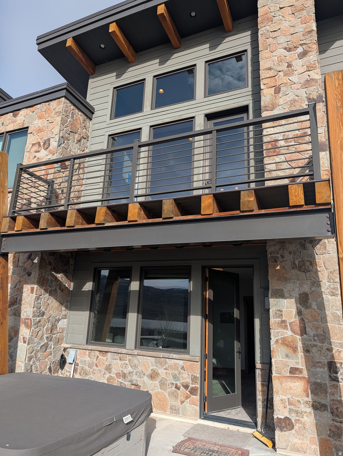 THE RIDGE TOWNHOMES - Residential