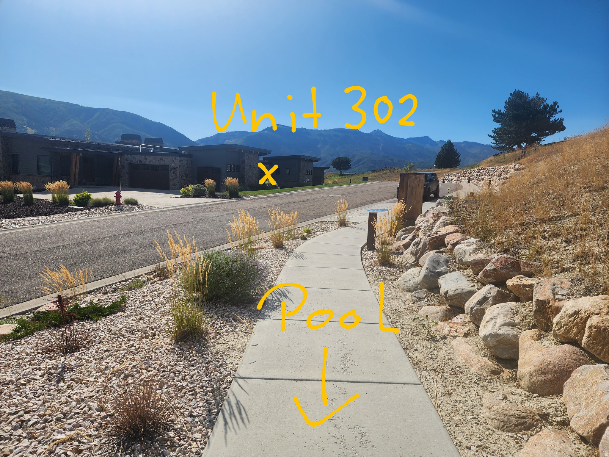 THE RIDGE TOWNHOMES - Residential