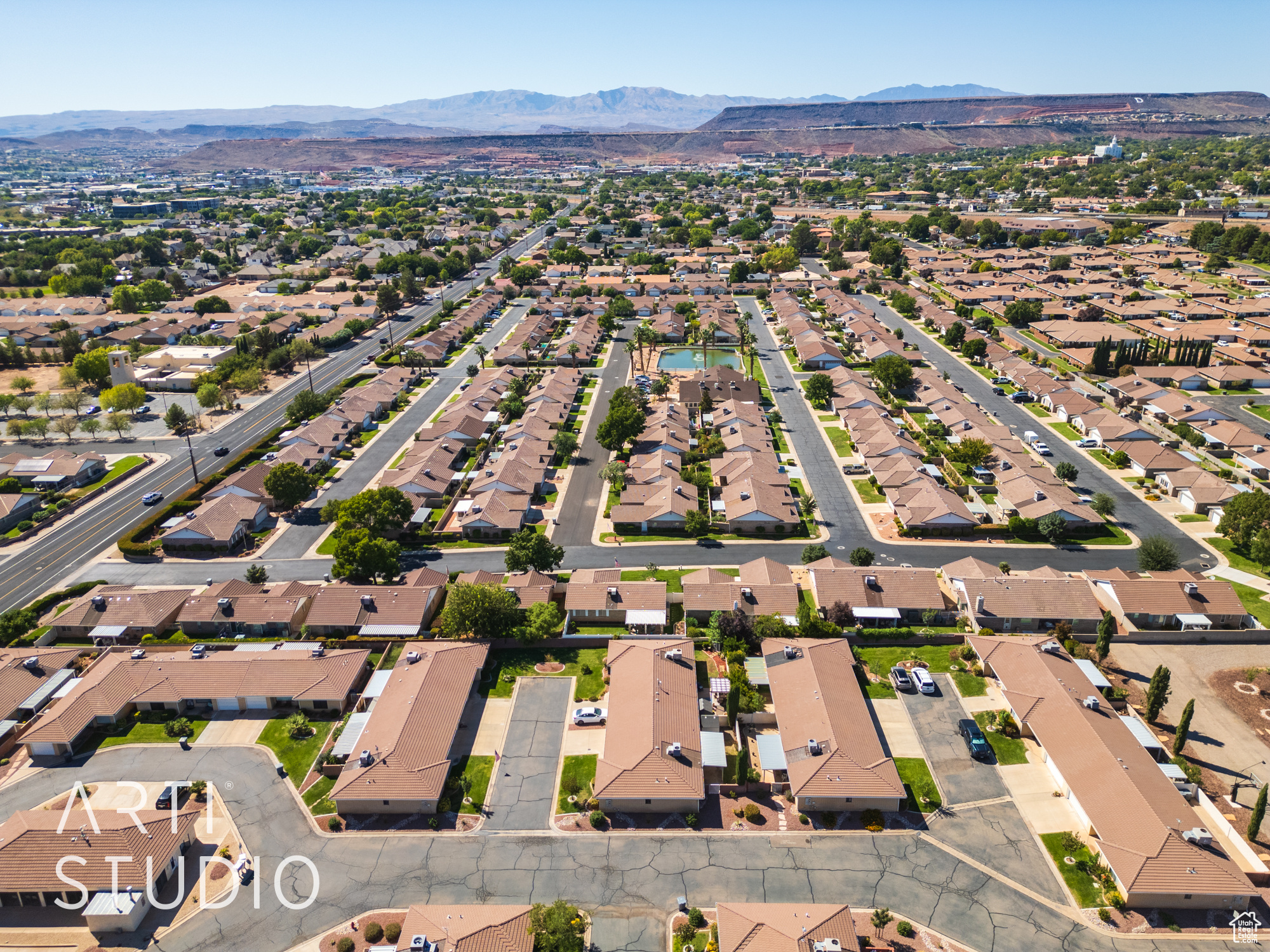 PALM MEADOWS TH - Residential