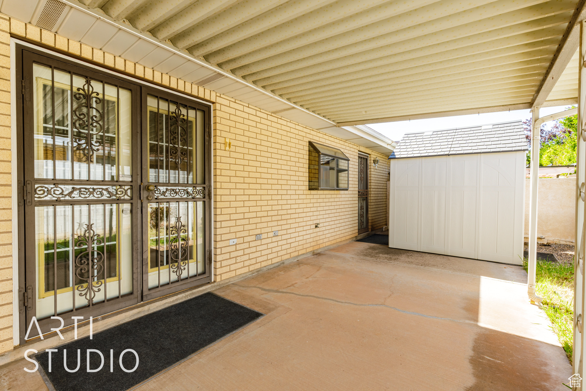 PALM MEADOWS TH - Residential