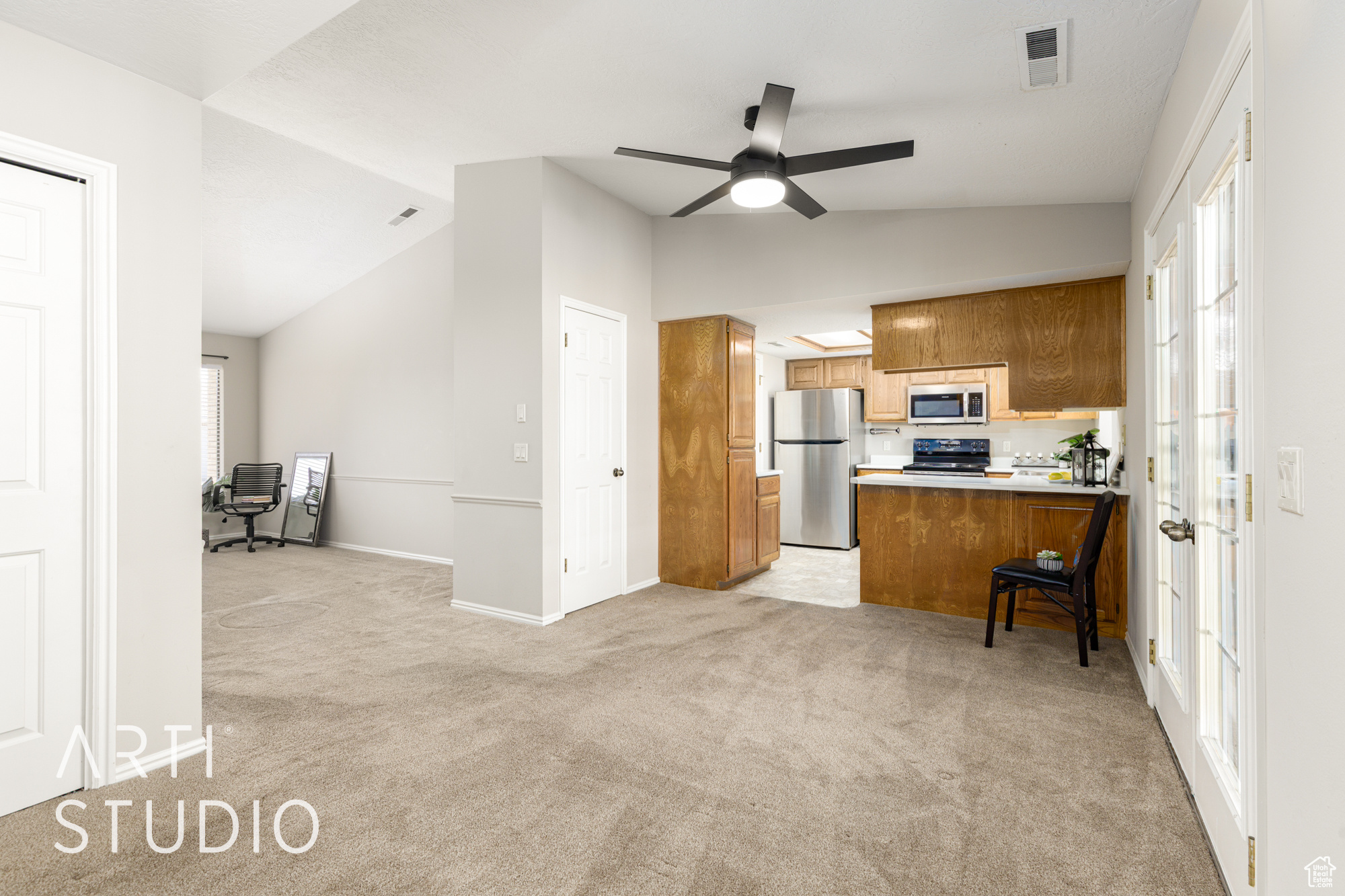 PALM MEADOWS TH - Residential