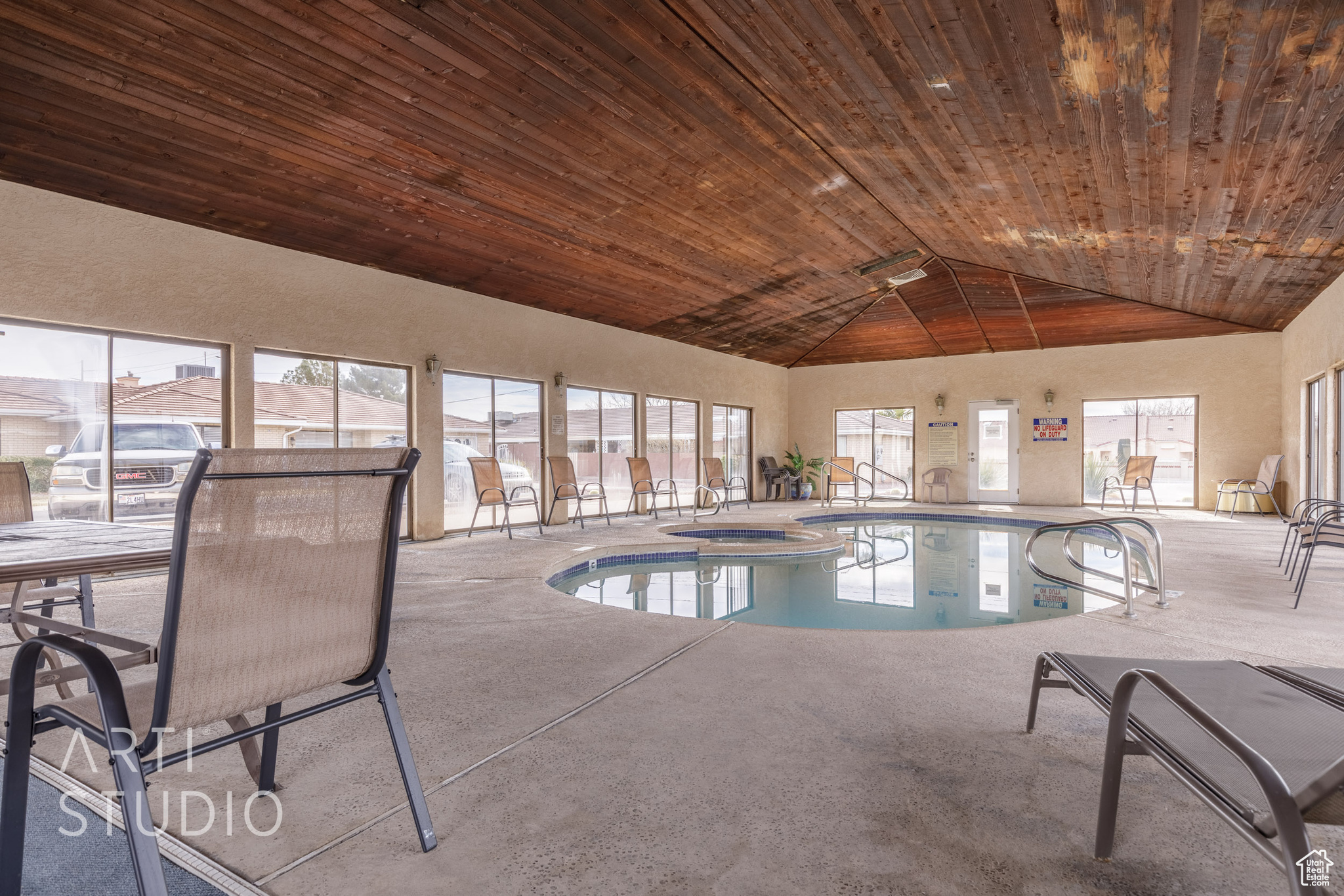 PALM MEADOWS TH - Residential