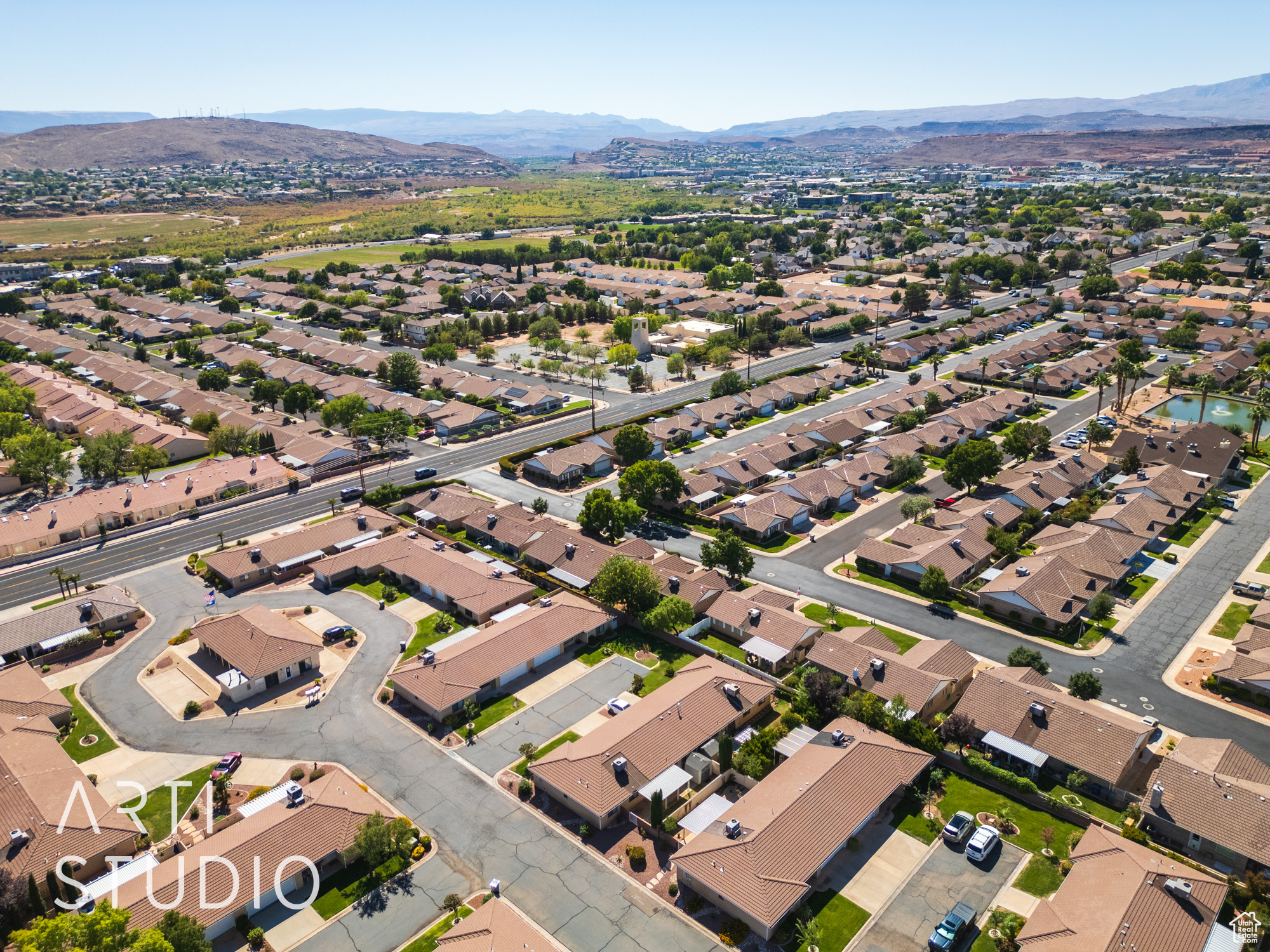 PALM MEADOWS TH - Residential