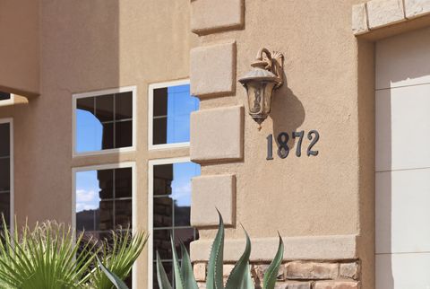 Tiny photo for 1872 S 20 E, Washington, UT 84780 (MLS # 2152546)