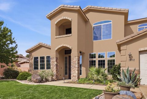 Tiny photo for 1872 S 20 E, Washington, UT 84780 (MLS # 2152546)