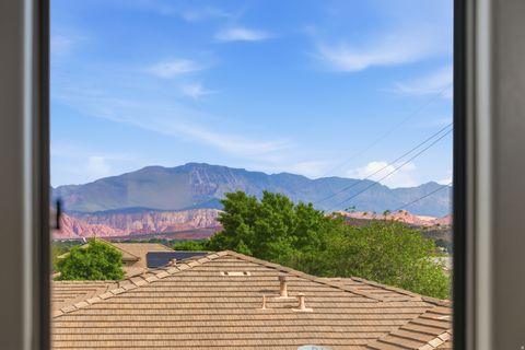 Tiny photo for 1872 S 20 E, Washington, UT 84780 (MLS # 2152546)
