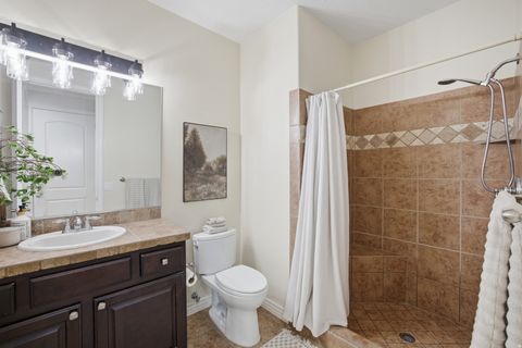 Tiny photo for 1872 S 20 E, Washington, UT 84780 (MLS # 2152546)