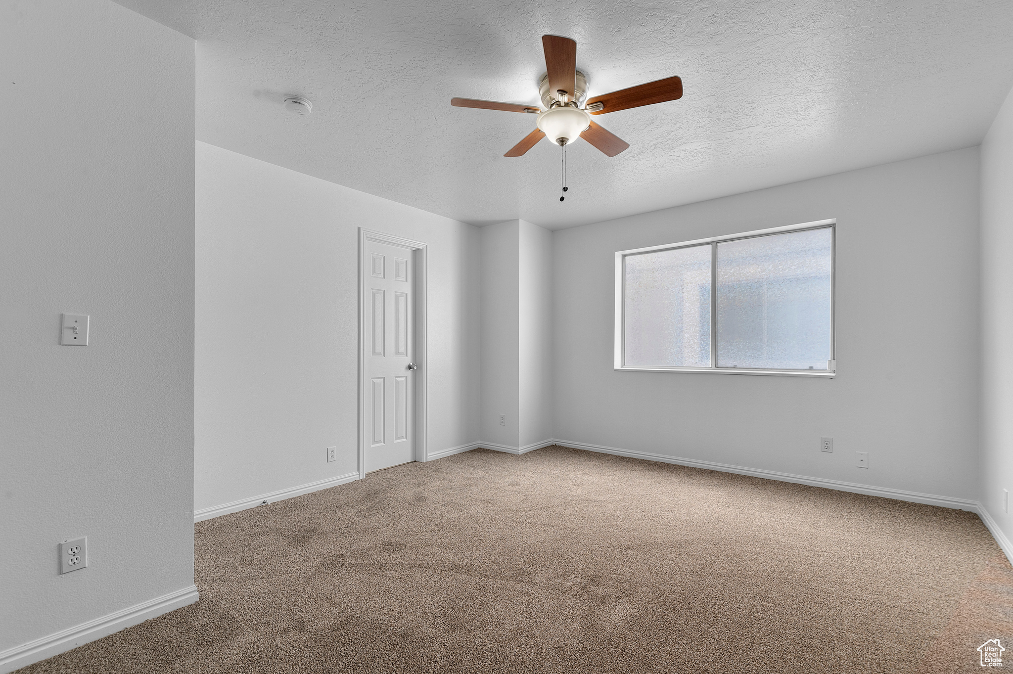 EVERGREEN CONDOS - Residential
