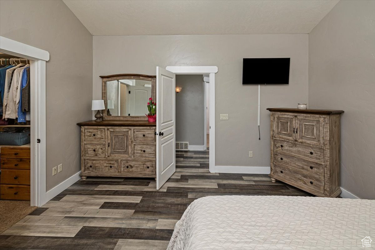 THE SHIRE - Residential