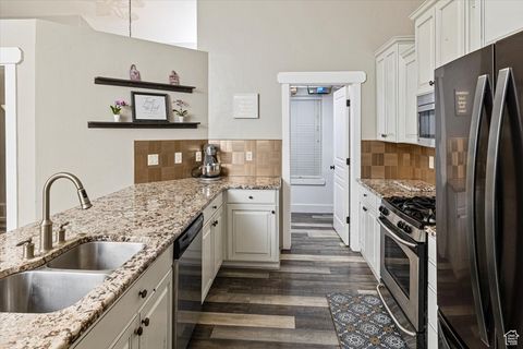 Tiny photo for 160 600 N, Millville, UT 84326 (MLS # 2116814)