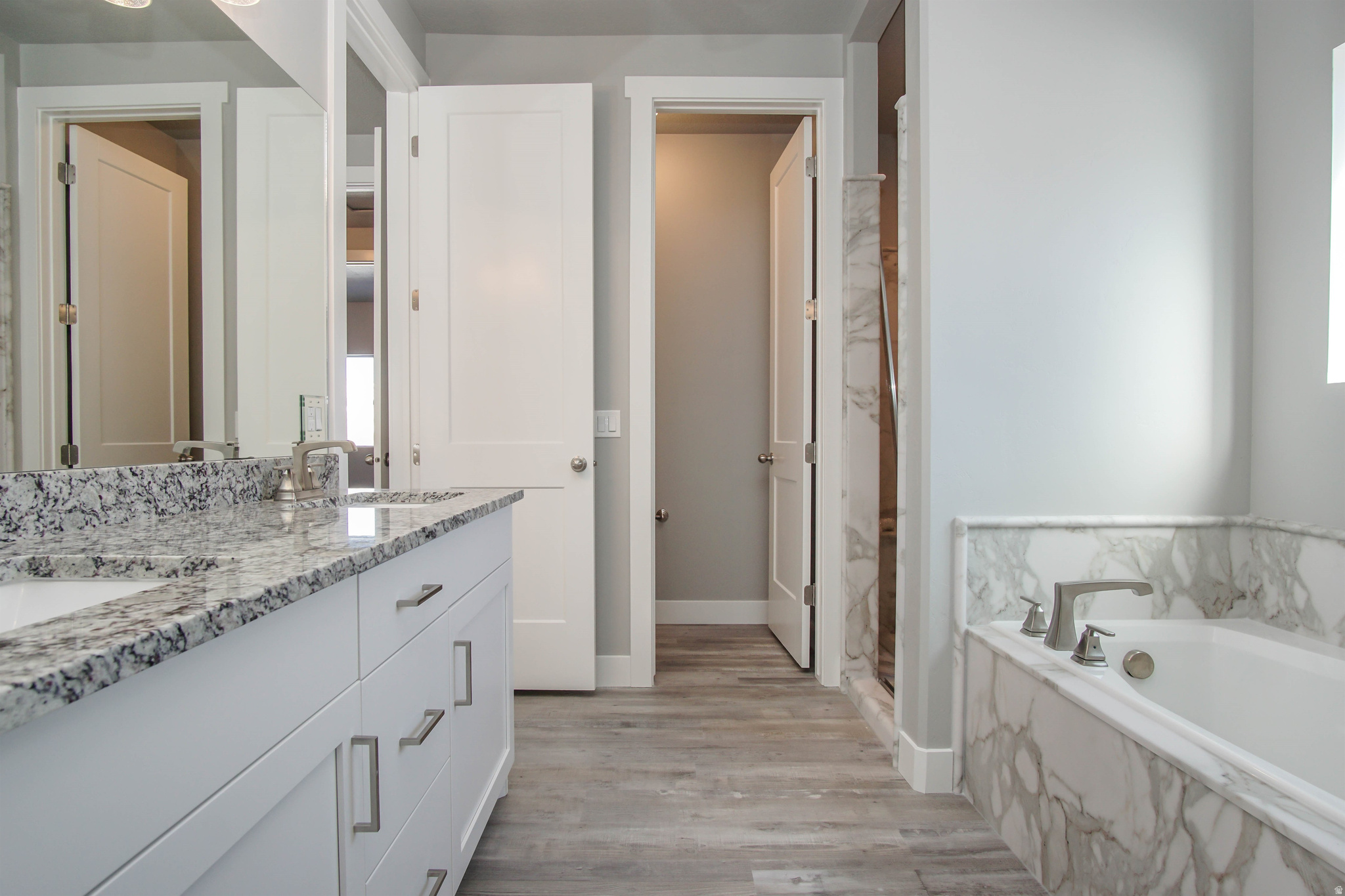 ESTATES AT MAJOR FARMS - Residential