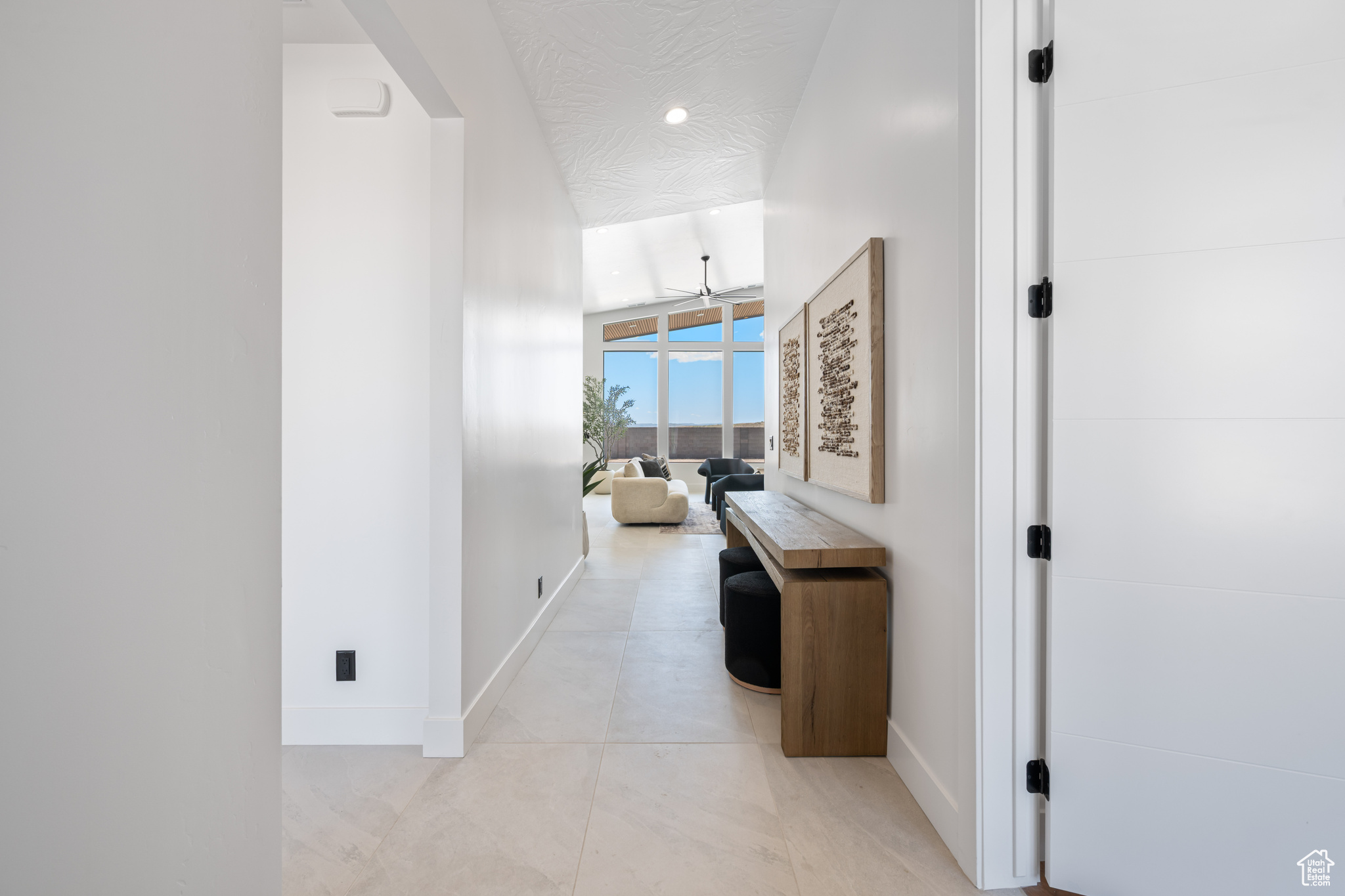 SCENIC POINT - Residential