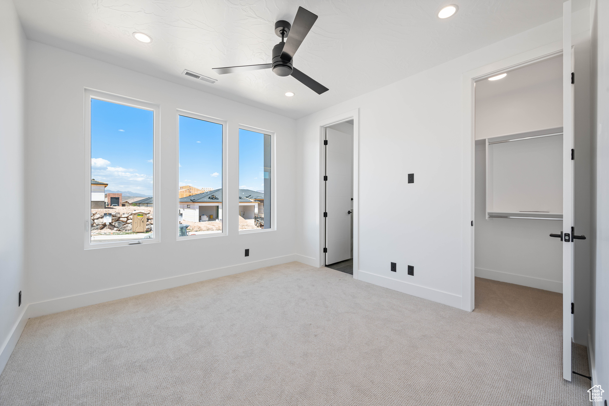 SCENIC POINT - Residential