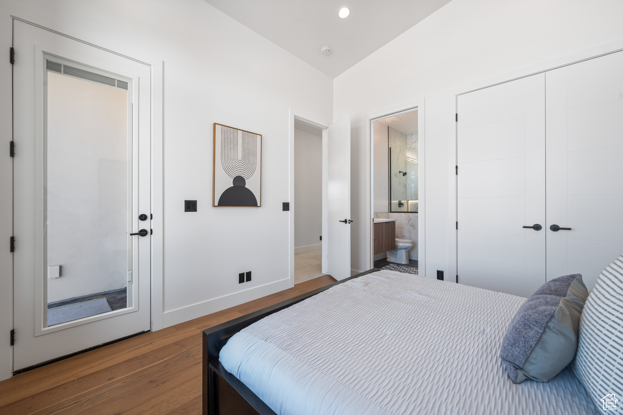 SCENIC POINT - Residential