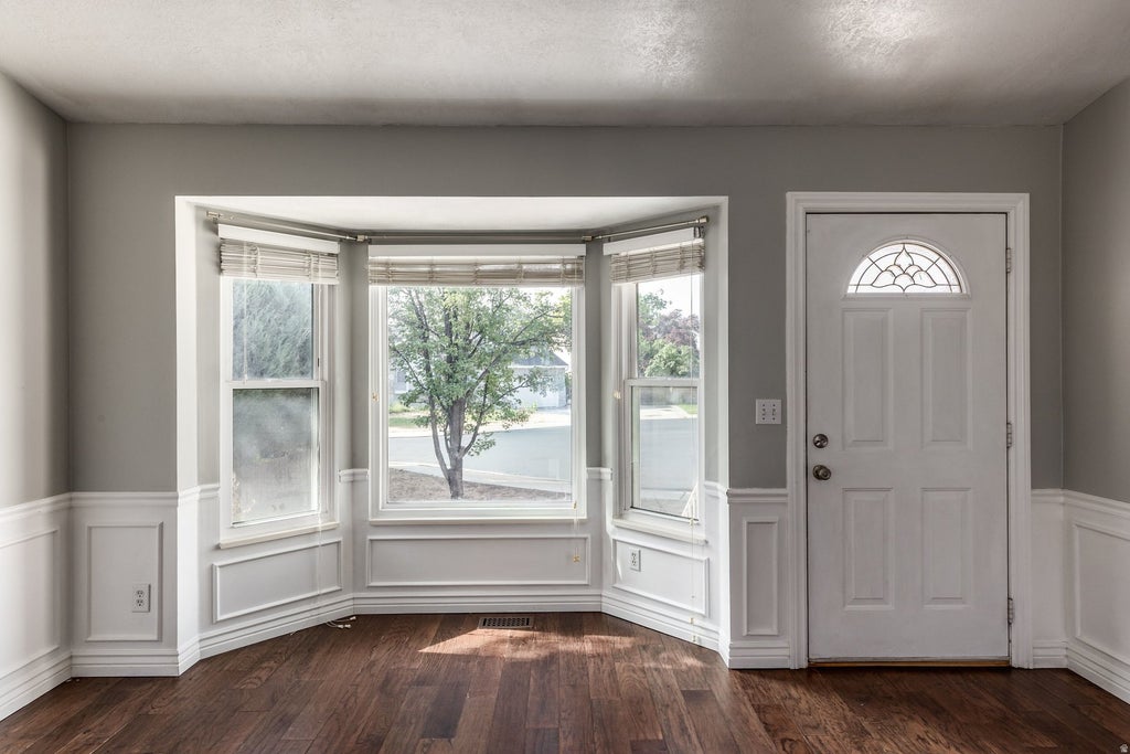 Photo of 3438 W CHARLESWORTH CIR, West Jordan, UT 84088 (MLS # 2179216)