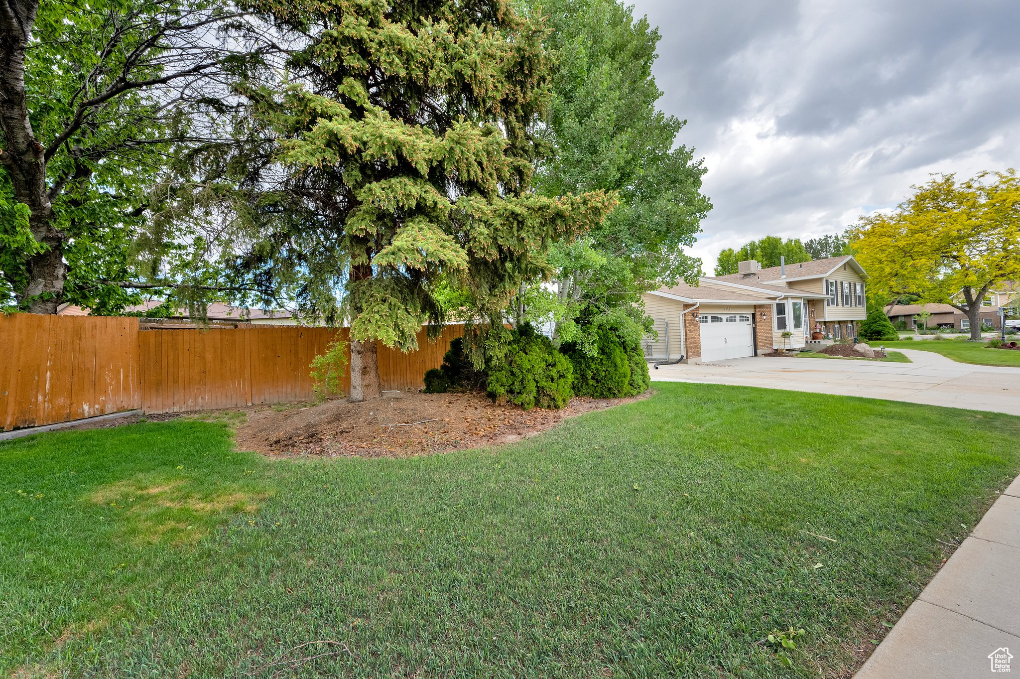 2298 W Jordan Meadows Cv, West Jordan, Utah image 25