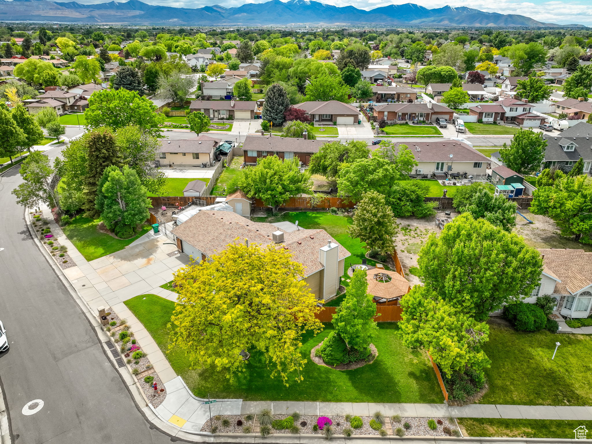 2298 W Jordan Meadows Cv, West Jordan, Utah image 38