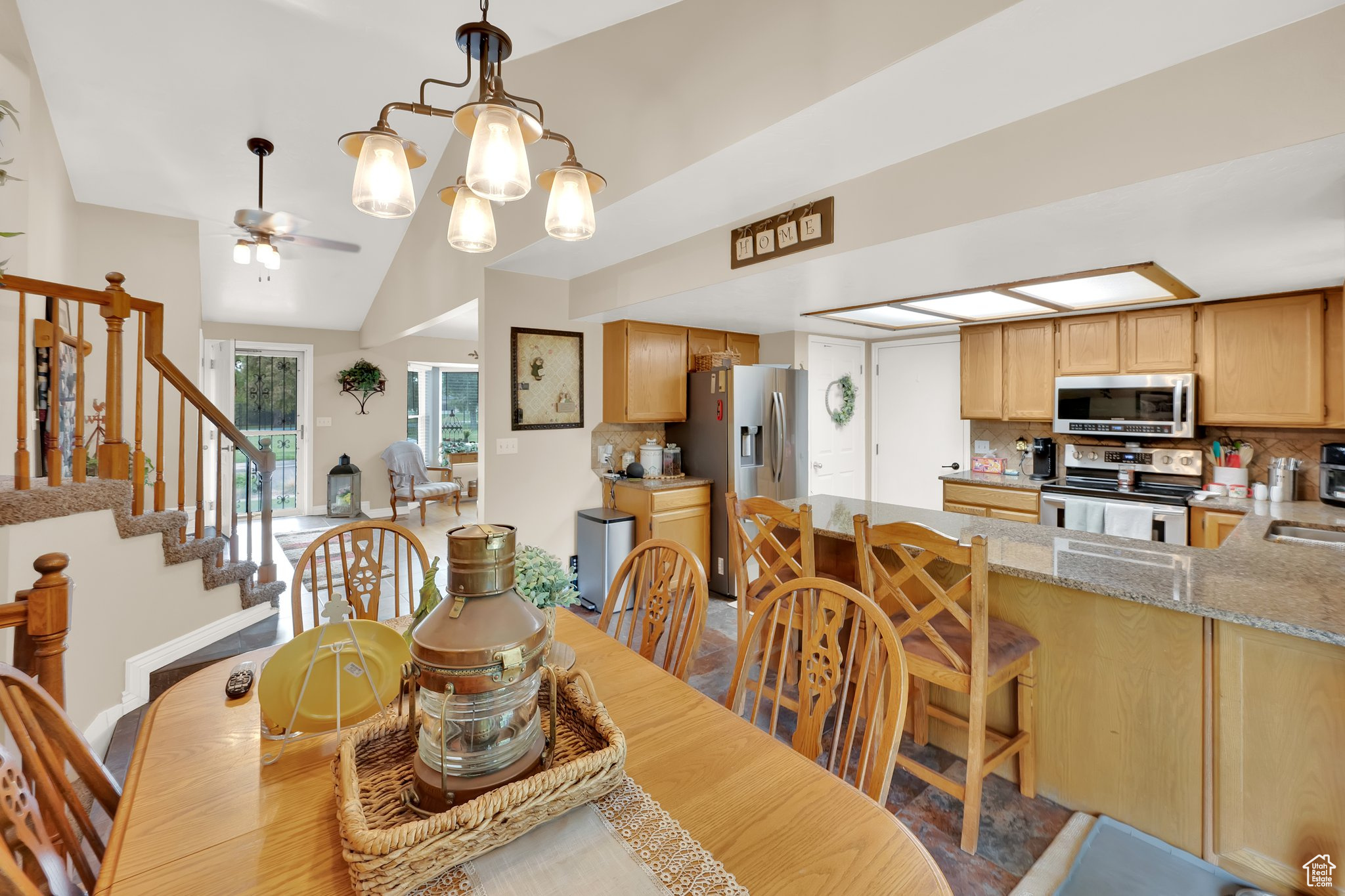 2298 W Jordan Meadows Cv, West Jordan, Utah image 6