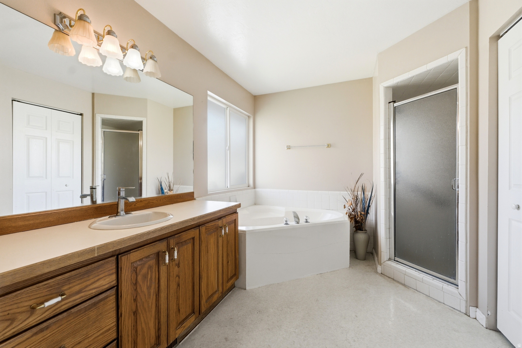 SWISS FARM - Residential