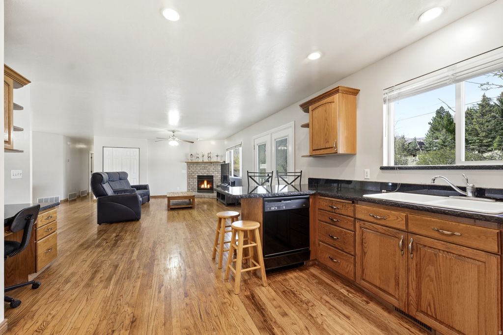 Photo of 170 W SWISS FARM WAY, Midway, UT 84049 (MLS # 2149267)