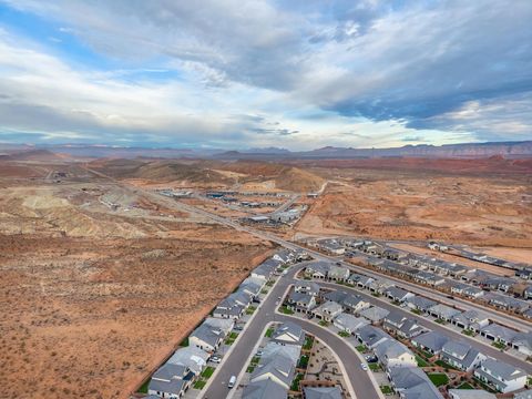 Tiny photo for 2991 E RILL DR, Washington, UT 84780 (MLS # 2133276)