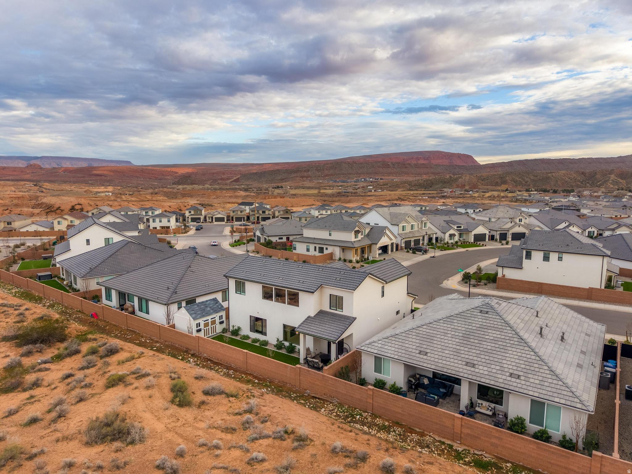 RED MESA AT SUNRISE VALLEY 1 - Residential