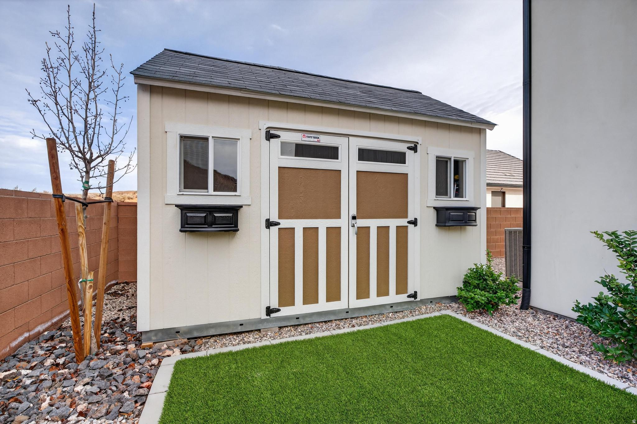 RED MESA AT SUNRISE VALLEY 1 - Residential